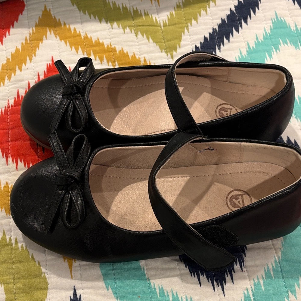 Black Mary Jane Flats with Bow
